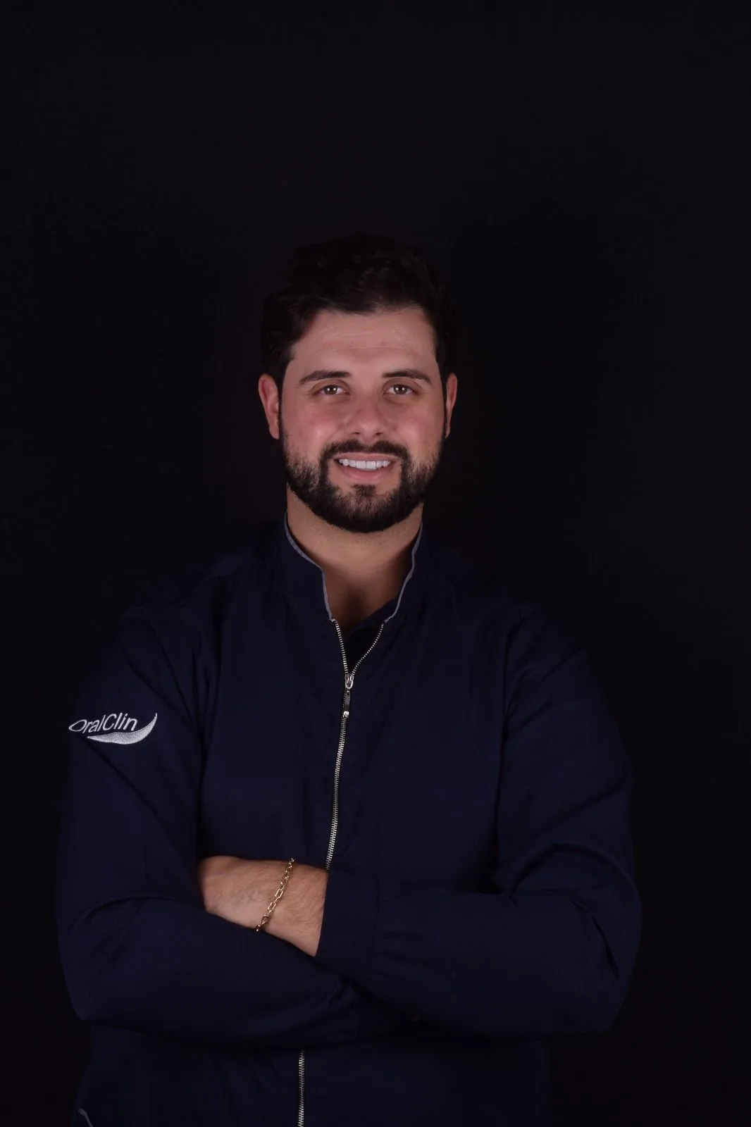 Dr. João Ricardo Olinik, implantodontista da Oral Clin